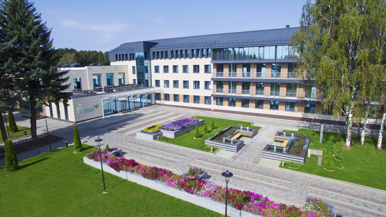 Berezka Health Resort & Spa Salihorsk Exterior foto