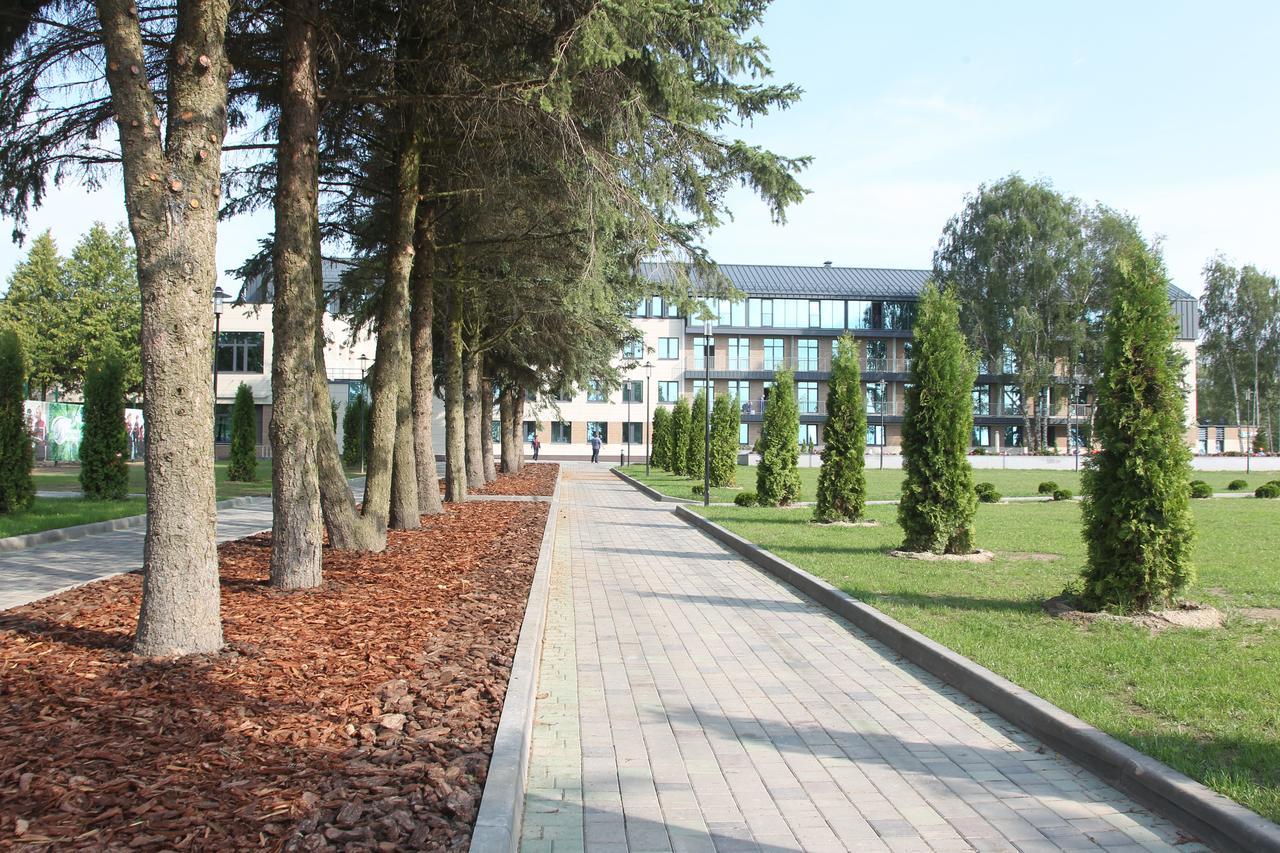 Berezka Health Resort & Spa Salihorsk Exterior foto