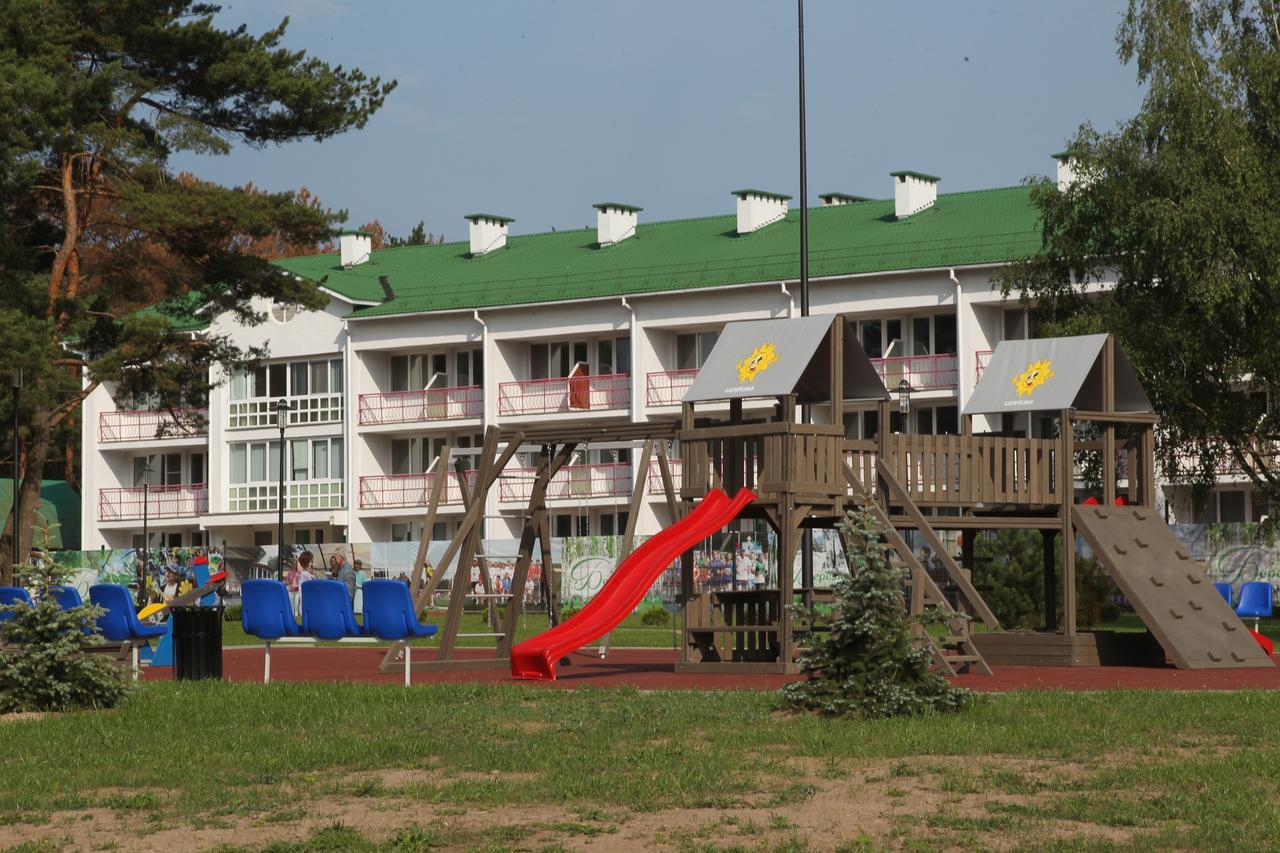 Berezka Health Resort & Spa Salihorsk Exterior foto