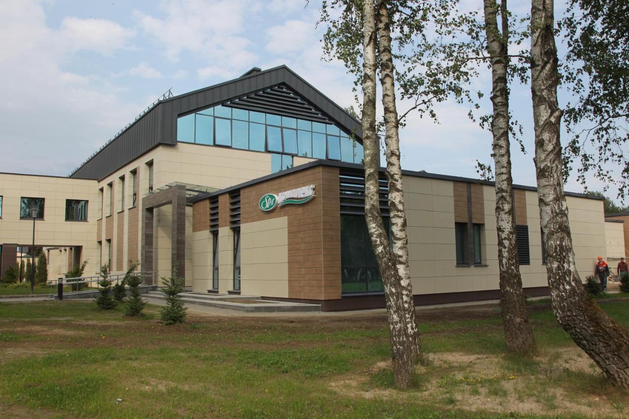 Berezka Health Resort & Spa Salihorsk Exterior foto